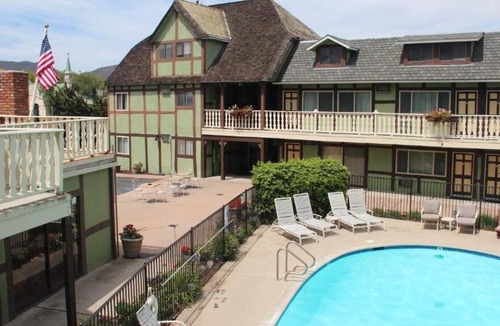 Solvang House | Explore Solvang! 3 Relaxing Units, FREE Parking & BFast, Near Santa Ynez River!