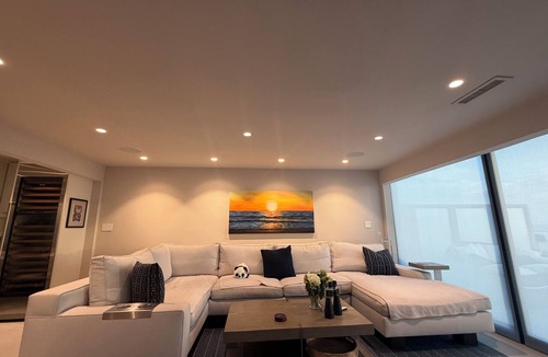Del Mar House | Fabulous 2-bedroom oceanfront estate with AC in sunny Del Mar