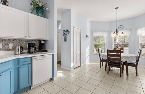 West Haven House | Fabulous 4-bedroom house with AC, close to Disney in Davenport