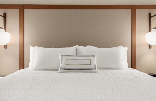 Visalia Hotel | Fairfield Inn by Marriott Visalia Sequoia