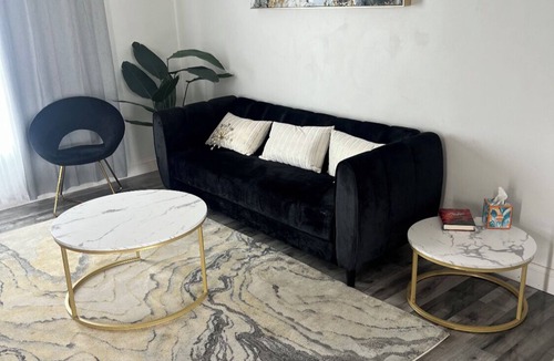 Seaside House | Family friendly 3Bdr Seaside house with WiFi, 24 hour security, dishwasher, W/D