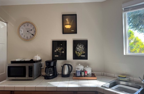 Sonoma County Apartment | Fantastic 2-bedroom apartment in country Petaluma
