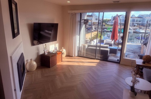 Huntington Harbour House | Fantastic 3-bedroom house in Huntington Beach near the beach