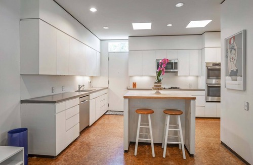 Golden Quadrangle House | Five-star 3 BD 3.5 BA w/office - Upper Village Stunner with a Pool!