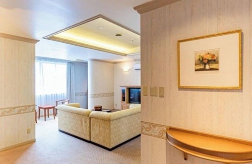 Okinawa Hotel | For 2 people Suite room breakfast included All/Naha Okinawa