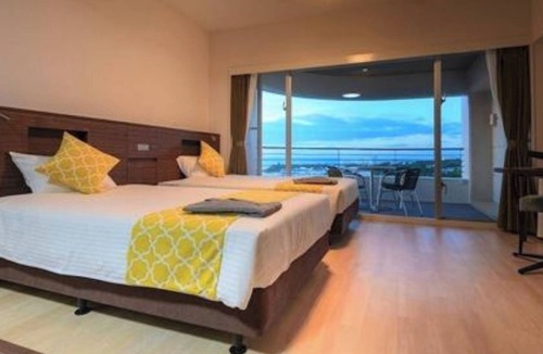 Nakadomari Hotel | For 3 people Ocean View Twin vs | Room only/Kunigami-gun Okinawa