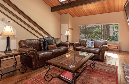 Incline Village House | Forest Pines Condo #219 - walk to beaches