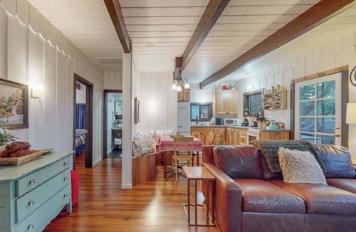 Hacienda House | Forestville 1BR cabin with clawfoot hot tub & AC — dogs welcome