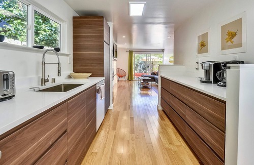 Northwood Cabin | Foxwood ~ Completely Updated Cabin, Well-Stocked, Super Comfy! Walk to River
