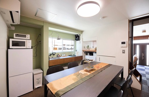 Konohana House | Free parking/USJ 6 min. by car/No need to worry even if baby is crawling! Clean and neatly arranged from a physician's point of view 5 Japanese-style rooms