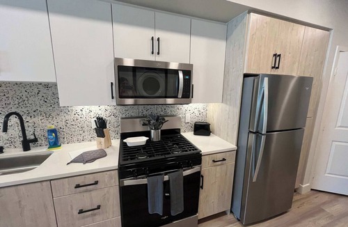 Midway District Apartment | Fully Furnished 1BR Point Loma w/Wi-Fi Parking