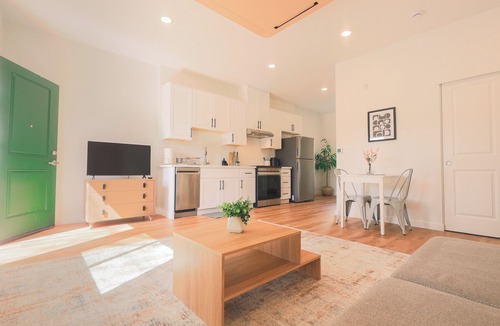 North Oak Park Apartment | Fully Furnished Studio in the Heart of Sacramento