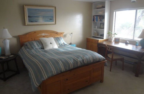 Moss Beach House | Furnished Executive Level Beach House