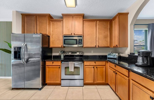 Thousand Oaks House | Gated 5BR Villa · Heated Pool, Hot Tub & Game Room · 20 Min to Disney!