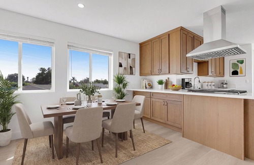Inglewood House | Gated World Cup Compound 3 Homes Walk to SoFi Sleeps 20 Parking 8+