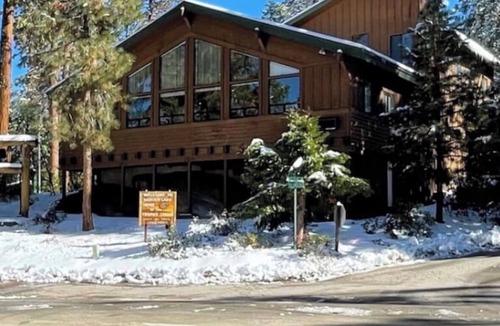 Shaver Lake Cabin | Gather at Shaver Lake Lodge - 7 bedrooms and sleeps 26 comfortably