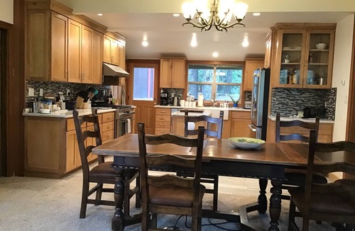 Chamberlands House | Gorgeous large Lake Tahoe Home with Chamberlands Membership