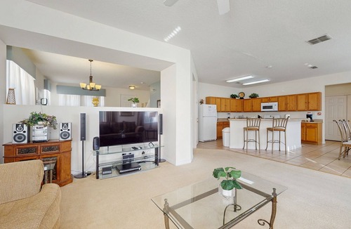 Windwood Bay House | Gorgeous private home, dog-friendly, private pool & close to parks