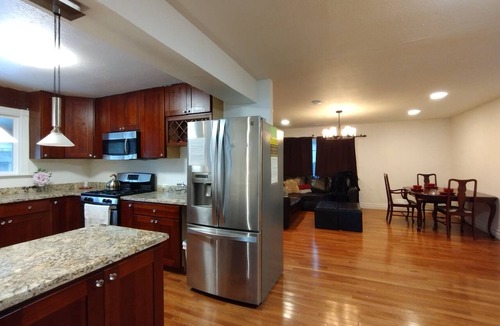 Al Tahoe House | GreenHouse FrontUnit, 2br+/2ba- by Lake Tahoe, close to Heavenly