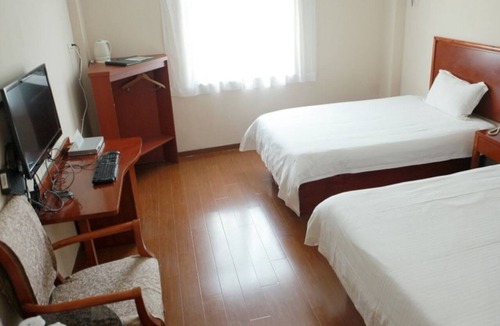 Yingjiang District Hotel | Greentree Inn Anhui Anqing Yingjiang Temple Xiaosu Road Shell Hotel