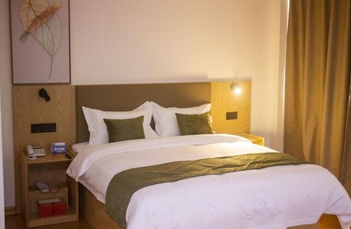 Suqian Hotel | GreenTree Inn Express Hotel Jiangsu Suqian Shuyang Bus Station