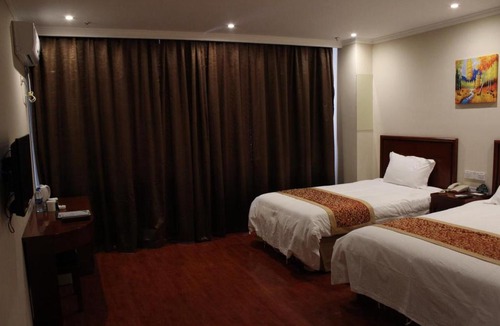 Shan County Hotel | GreenTree Inn Heze Shanxian Huxi South Road Express Hotel