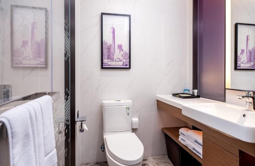 Haigang District Hotel | Hampton by Hilton Qinhuangdao Jinmeng Bay