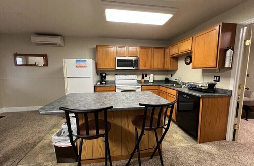 Crescent City Apartment | Harbor View Breeze (Apt 1)