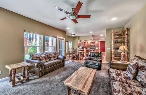 Montgomery Estates House | Heavenly Pines - Hot Tub - Game Room - AC - BBQ