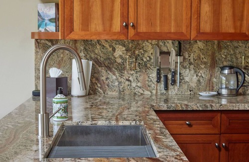 Zephyr Cove Condo | Heavenly Ski 10-min, Pickleball, Private Beach, EV