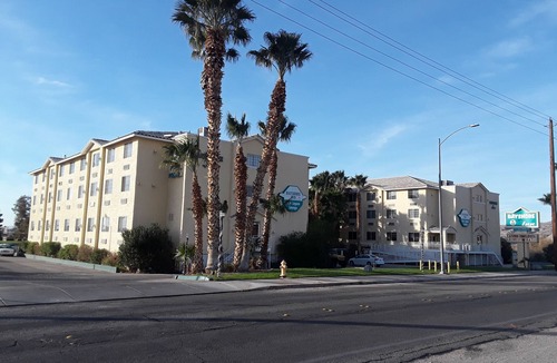 Laughlin Apartment | Hidden Gem Minutes from the Laughlin strip