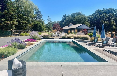 Healdsburg House | Hidden Pocket: Pool + Spa, Private Retreat, 1.5 Fenced Acres, Healdsburg