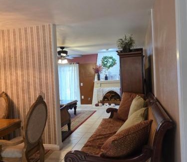Patton House | Highland Sanctuary near Yaamava Resort & Patton State Hospital