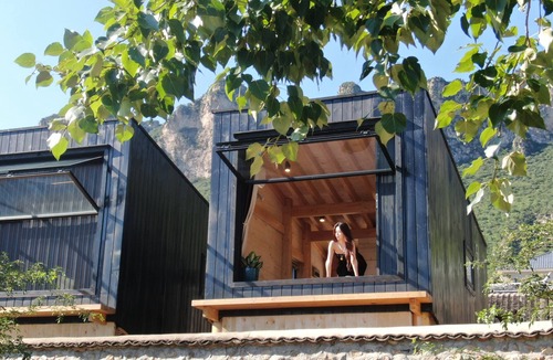 Miyun District Cabin | Hilltop Cabin near Simatai Great Wall & Jinshanling Great Wall, Gubei Water Town