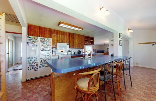 Yolo County House | Hilltop Sierra-View Home: Ranchito Retreat w/Pool