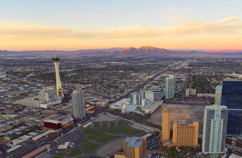 Las Vegas Resort | Hilton Grand Vacations Club on the Las Vegas Strip