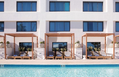 Downtown Hotel | Hilton Santa Monica