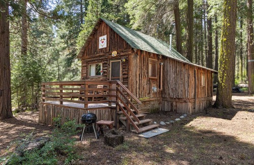 Blairsden-Graeagle Cabin | Historic Kelley Cabin at Camp Layman | Romantic Riverside Escape for Two