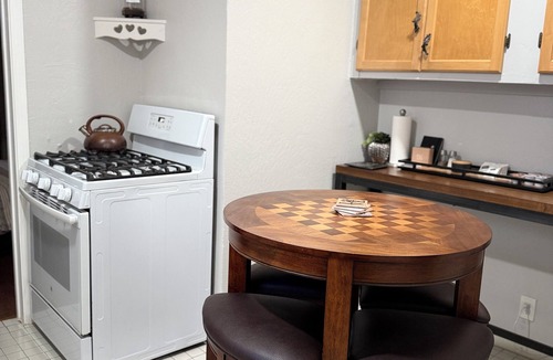 Central Sacramento Condo | Historic Unit in the Heart of Midtown