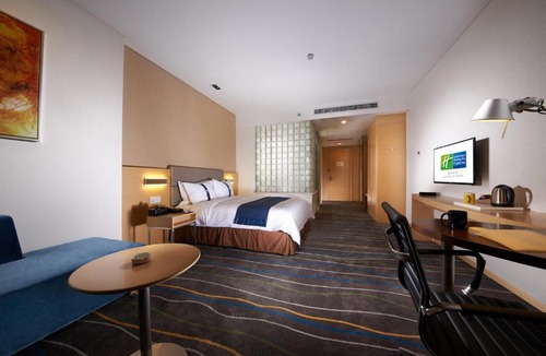 Luolong Hotel | Holiday Inn Express Luoyang City Center by IHG