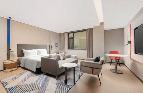 Jinshui District Hotel | Holiday Inn Express Zhengzhou Nongye Road by IHG