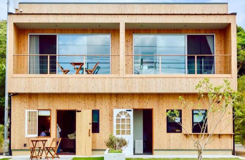 Akagina Apartment | HOLLY CAMP CASA