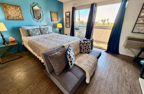 Rampart Village Apartment | Hollywood Studio with Pool, Parking, Gym & Sign View