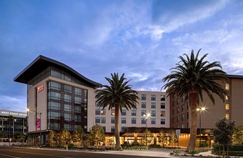Anaheim Resort Hotel | Home2 Suites By Hilton Anaheim Resort