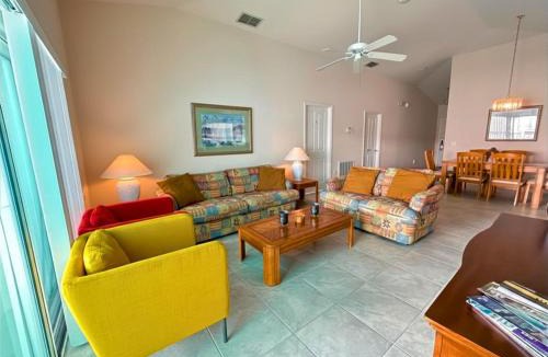 Loughman House | Host Hubble Private Rooms, Reserve Drive