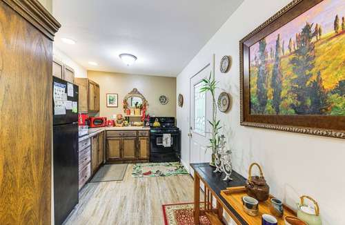 Fort Bragg Cottage | Hot Tub & Views: 'secret Garden' Fort Bragg Cabin