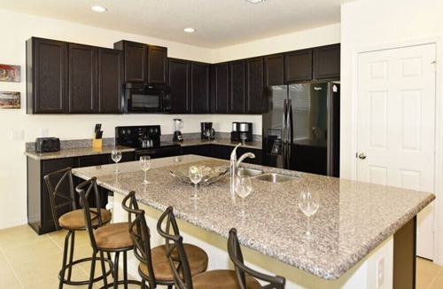 West Haven House | Huge 7-Bd Pool Hm w/ Spa & Loft - Shires 945SP