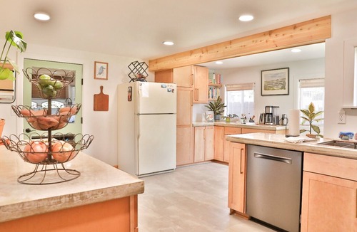 Westhaven-Moonstone House | Humminbird Hideaway - A Coastal Refuge