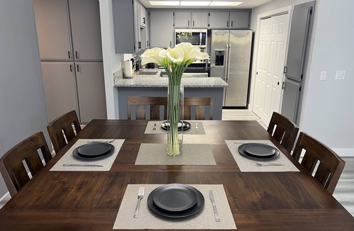 Fair Oaks House | Ideal for Families Clean, Modern & Spacious 2BR