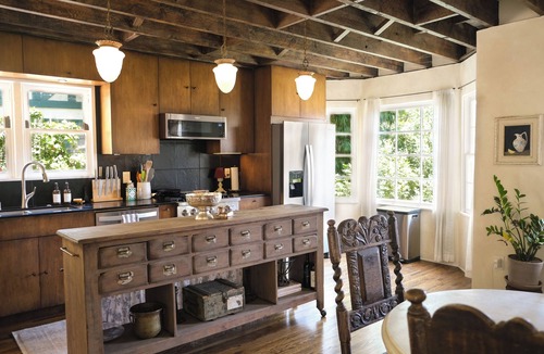 Beachwood Canyon House | Italian Villa in the Hollywood Hills! VIEWS! HOT TUB!